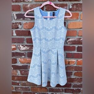 EUC Windsor Dress